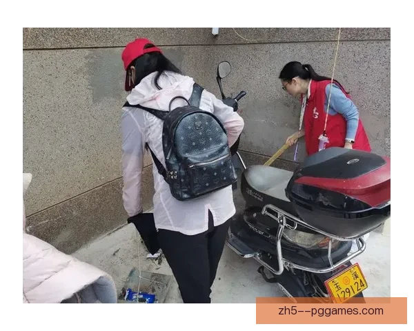 那不勒斯俱乐部携手周边社区共建和谐发展新环境