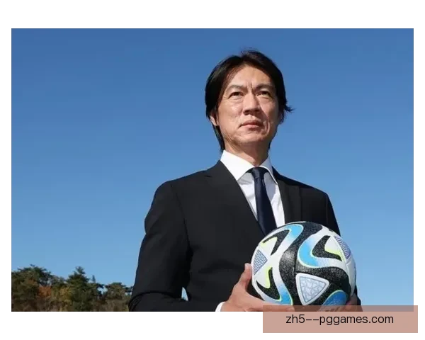 洪明甫告别蔚山迎接挑战 接任韩国国家足球队主帅开启新篇章 洪明甫告别蔚山迎接挑战 接任韩国国家足球队主帅开启新篇章